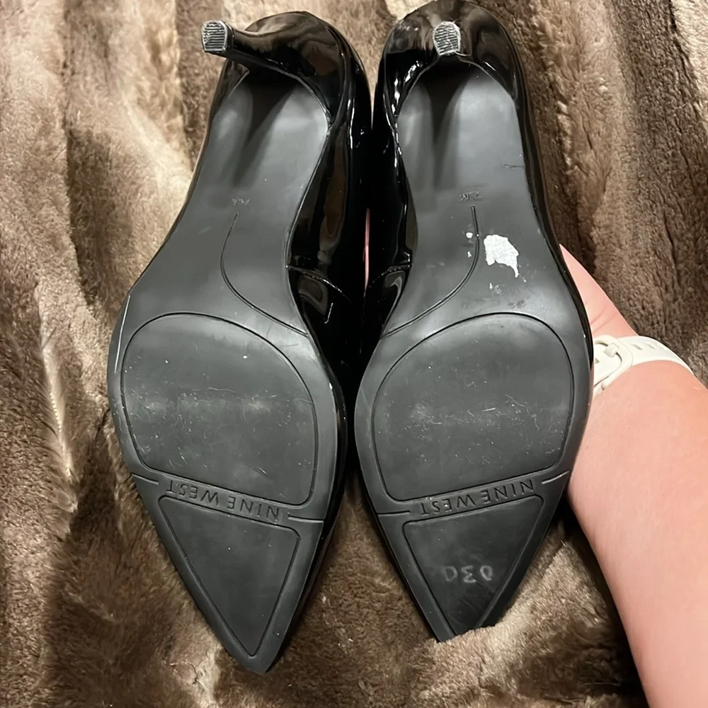 Nine West Facts 3 black patent pumps 7.5 like new- worn 1x 7.5 - Picture 4 of 9